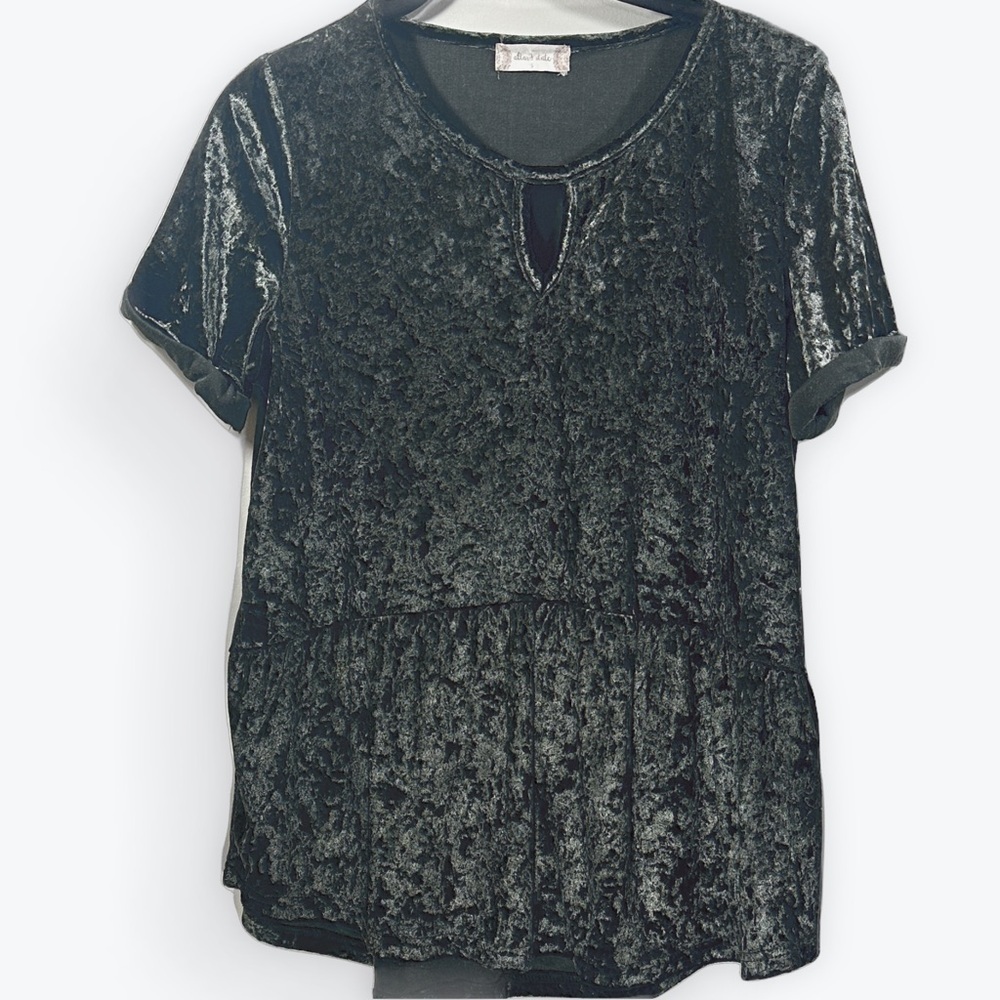 Altar'd State Chic Green Velvet Keyhole Women's Blouse Size Small Fuzzy